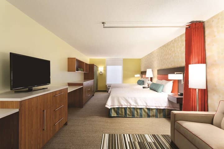 Room 17 of 41
