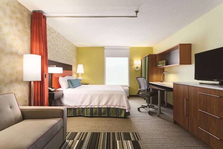 Room 8 of 41